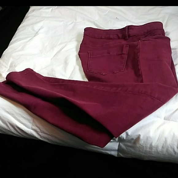 Zara Denim - Zara Basic Z1975 Denim Jeans Maroon Size 12